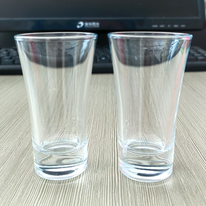 Vasos de chupito transparentes de base gruesa de 2 oz para licores y bebidas espirituosas, vasos clásicos con logotipo personalizado para bar y pub - Product Image 3