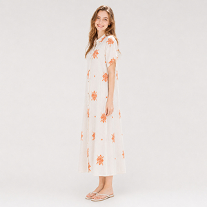 Abito Lungo Estivo Bohemien in Lino con Stampa Floreale, Vestito Maxi a Maniche Corte con Bottoni, Stile Etnico Arancione Ricamato Bianco - Product Image 1