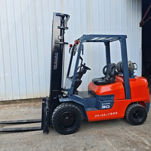 Montacargas Toyota de 3 Toneladas de Segunda Mano de Alta Calidad, Montacargas Toyota de 3 Toneladas a Gas/Gasolina Usado - Product Image 3