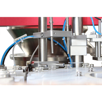 Machine de remplissage de liquides cosmétiques à haute précision avec pompe à piston servo pour liquides visqueux (shampooing, verre) et dosage par engrenages