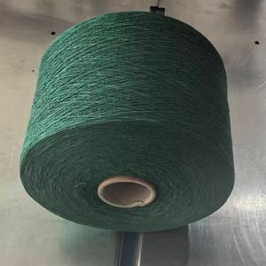 Filato Misto Poliestere e Cotone Riciclato all'Ingrosso, Antistatico e Resistente all'Abrasione, Filato Colorato per Tessuti Domestici Sostenibili - Product Image 3