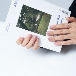 32 <span class=keywords><strong>faux</strong></span> <span class=keywords><strong>ongles</strong></span> courts carrés à pointe française, effet chatoyant nude œil de chat, brillants, prêts à poser, pour manucure quotidienne - Product Image 5