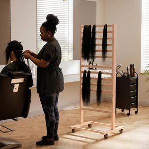 Support à cheveux double face en bois avec roulettes pour le rangement des extensions et des outils de coiffure - Product Image 1