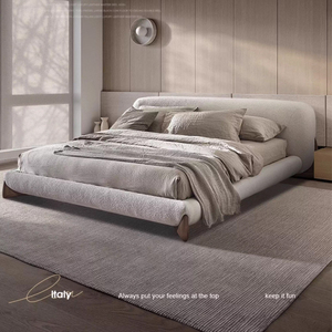 Letto Moderno di Lusso Italiano Nordico Trapuntato Morbido, Misura Queen/King, Struttura in Legno Massello di Pino, Rivestimento in Velluto, Contenitore Regolabile in Compensato - Product Image 1