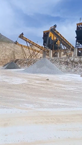 Usine de concassage et de criblage de granit 200tph pour la production d'agrégats haute résistance et de matériaux pour revêtements routiers - Product Image 5