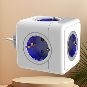ปลั๊กพ่วงแบบลูกบาศก์ ดีไซน์ใหม่ EU 5 ช่องเสียบ 220V 16A ปลั๊กไฟฟ้าแบบ EU - Product Image 1