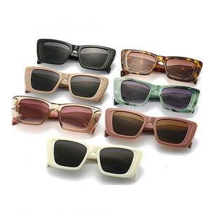 Gafas de Sol Elegantes con Forma de Mariposa y Logotipo Personalizado 2022, Gafas de Sol Cuadradas de Ojo de Gato para Mujer - Product Image 3