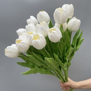 Plantes artificielles réalistes et écologiques en plastique, fleurs de gypsophile et d'eucalyptus de 100 cm pour la décoration de mariage - Product Image 4