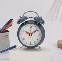 Réveil numérique de bureau moderne de 4 pouces LUMINOVA avec fonction Snooze, petit, silencieux, en ABS, porte-crayons pour étudiants, idéal pour le matin