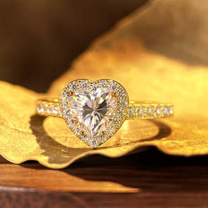 Bague de Fiançailles, Anniversaire, Saint-Valentin, Soirée pour Femme, Qualité Export, Luxe, Perle Argentée en Forme de Cœur - Product Image 1