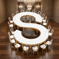 Tables sur mesure en acier inoxydable moderne avec plateau en verre blanc et pieds en forme de pattes d'éléphant, mobilier hôtelier de marque haut de gamme