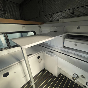 Mini-camping-car 4x4 moderne à glisser sur camionnette et camping-car à plateau plat, avec porte latérale électrique escamotable, grand espace et douche, pour utilisation tout-terrain - Product Image 4