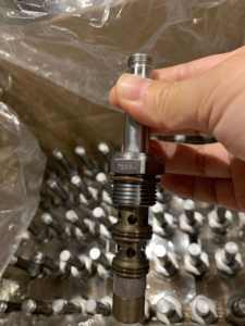 TS98-30-0-V TS98-30-0-N-24DG TS98-30-0-V-00 TS98-30 TS98-30-0 TS98-30-0-V-24ER ts98 hydraforce שסתום מחסנית מקורית - Product Image 2