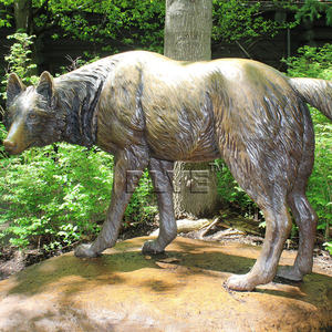 カスタマイズされた屋外ガーデンメタルデコレーションアートブロンズウルフスタチュー等身大手作り鋳造銅動物彫刻 - Product Image 5