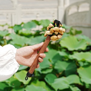 กระดิ่งมือเขย่าทำจากเปลือกถั่วธรรมชาติ ขายส่ง ของขวัญสร้างสรรค์ยอดนิยมสำหรับคนรักโยคะและการทำสมาธิ - Product Image 6