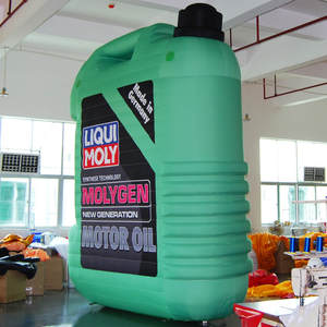 Modèle de fût à huile gonflable géant Liqui Magic avec accessoire souffleur pour la promotion de la marque, accessoires de présentation - Product Image 3