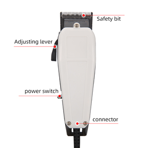 Tondeuse à cheveux professionnelle <span class=keywords><strong>Reyna</strong></span> avec moteur AC et cordon - Product Image 4