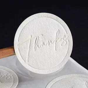 Étiquettes autocollantes 3D en papier à texture spéciale avec logo de marque personnalisé en gros, formes variées