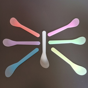 ช้อนผสมเครื่องสำอางสำหรับมาส์กหน้า ใช้สำหรับจ่ายผงมาส์ก ดูแลผิว ใช้ในร้านเสริมสวย ชุดสีสันสดใส - Product Image 2