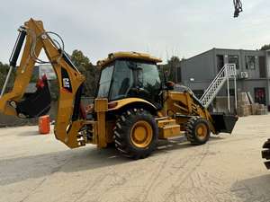 Chargeuse-pelleteuse compacte d'occasion CAT 420F 4x4 9 tonnes, modèle 2020, moteur Cummins pour pompe - Product Image 6