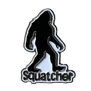 Sasquatcher Bigfoot emaye Pin