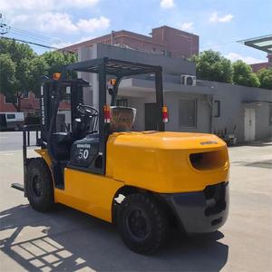 Montacargas Komatsu Usado de <span class=keywords><strong>5</strong></span> Toneladas FD50 con Motor Diésel Yanmar, Probado Profesionalmente, la Mejor Opción para Manipulación en Exteriores - Product Image 3