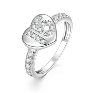 Anillo de Aniversario en Forma de Corazón con Micro Pavé de Circonitas y Baño de Oro de 14k sobre Cobre Ecológico, en Oferta - Product Image 3