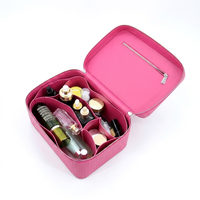 Étui de rangement de maquillage de voyage élégant personnalisé avec poignée, sac de rangement cosmétique en cuir PU de qualité supérieure, étui de toilette en cuir de luxe pour femmes