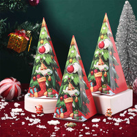 2026 Neue Luxuriöse Weihnachts-Dreieckige Süßigkeitenbox Pyramidenförmige Kraftpapier-Geschenkverpackung für Hochzeit Feiertagsparty Gastgeschenk