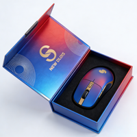 Boîte cadeau pour souris de jeu avec finition holographique dégradée, doublure floquée, UV sélectif, coins renforcés magnétiquement GoTop, laminage mat