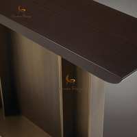 Table d'entrée minimaliste pour couloir d'hôtel, style luxe léger, en bronze antique et acier inoxydable, à poser contre le mur