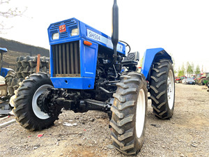 Trattore Shanghai SH504 50HP 55hp 4wd Usato con Motore 495A Cofano Quadrato per il Mercato del Sud Africa e del Perù - Product Image 3