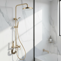 Ensemble de douche à jet de pluie au design moderne, mural pour hôtel