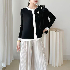 Conjunto de Pantalones Anchos y Blusa Holgada con Estampado Floral 3D PY para Mujer, Estilo Coreano, Diseño de Moda Femenina, Venta al por Mayor en Línea - Product Image 2