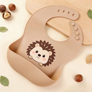 ผ้ากันเปื้อนซิลิโคนสำหรับเด็กเกรดอาหาร ปลอดสาร BPA พิมพ์โลโก้ได้ ขายส่ง ปรับขนาดได้ ลายการ์ตูนสัตว์น่ารัก ชุดผ้ากันเปื้อนซิลิโคน - Product Image 1