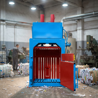 Presse à balles verticale industrielle avec système hydraulique haute pression pour la gestion des déchets d'entrepôt