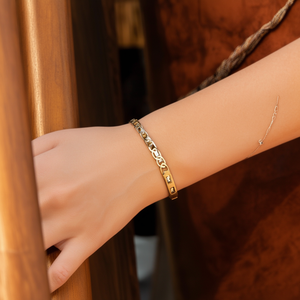 Pulsera de Cristal, Acero Inoxidable 316L, Chapado en Oro PVD, Joyería Sostenible y Resistente para Mujer - Product Image 3
