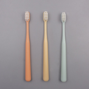 แปรงสีฟันออกแบบพิเศษ ขนแปรงไนลอนนุ่ม ด้ามจับสีเดียวเรียบง่าย สำหรับใช้ในบ้าน แปรงสีฟันแบบใช้มือสำหรับผู้ใหญ่ - Product Image 3