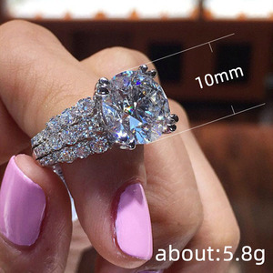 Anello Rotondo da Donna Elegante Stile Occidentale per Feste e Matrimoni, Accessorio da Dito, Regalo - Product Image 5