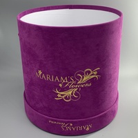Boîte cadeau ronde en carton velours en matériaux recyclés avec finition brillante/mate pour roses éternelles – Vente en gros