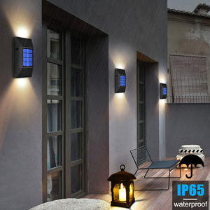 โคมไฟติดผนังพลังงานแสงอาทิตย์กลางแจ้ง กันน้ำ IP65 สำหรับสวน ลานบ้าน รั้ว - Product Image 1