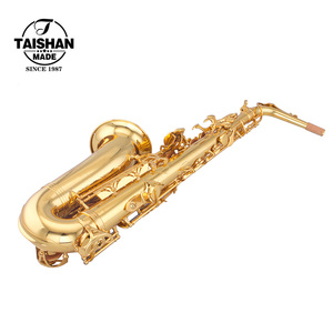 Saxophone alto de haute qualité, fabriqué en Chine, idéal pour les débutants, laque dorée, clés en nacre blanche - Product Image 4