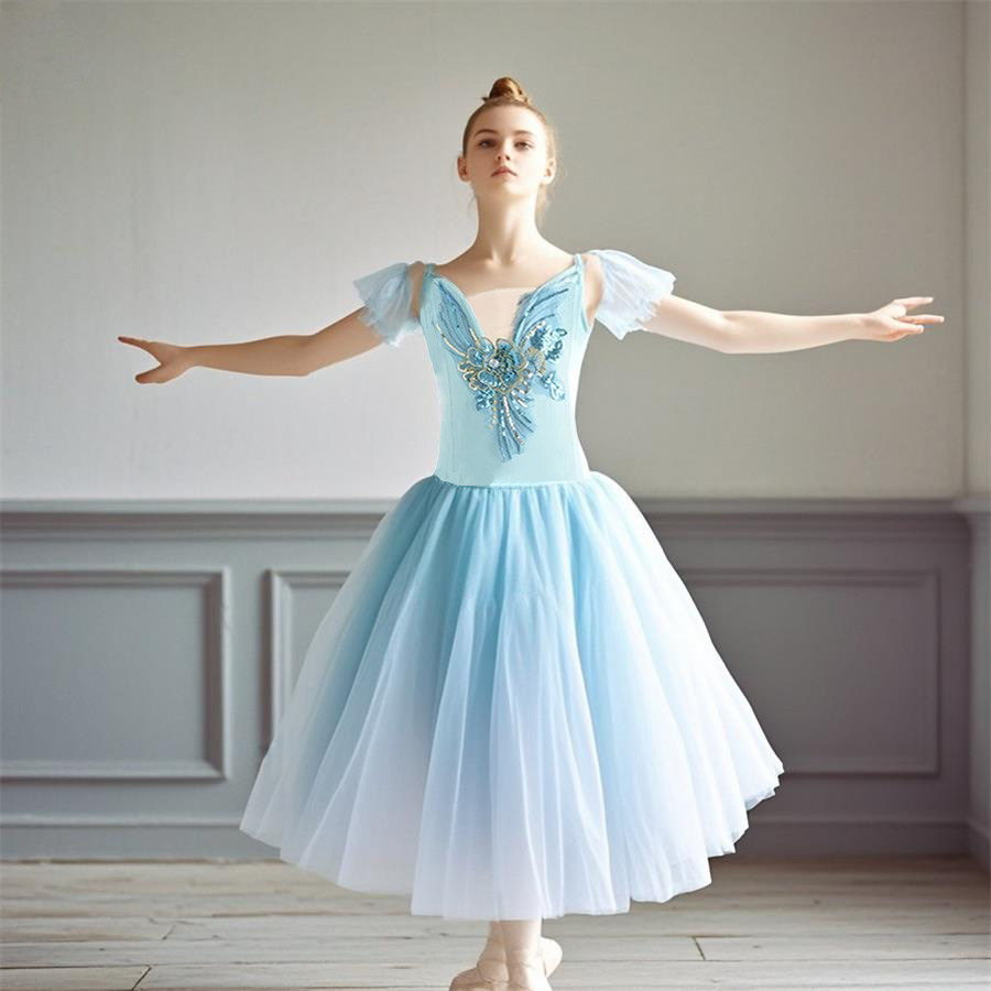 ジゼル　バレエ衣装 ジゼルのお衣装です🍀 詳細は本アカウントにて