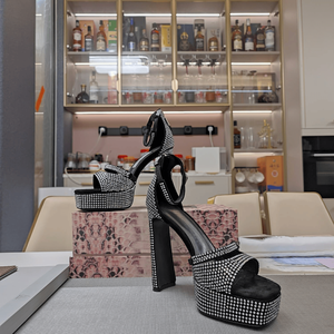 Zapatos de Tacón Alto Jimmy de Alta Calidad, Modernos, con Hebilla Metálica Decorativa, Parte Superior con Diamantes, Transpirables, Nuevo Modelo en Venta - Product Image 4