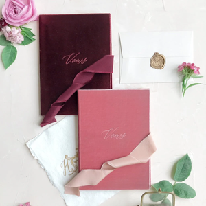 Cuaderno de Lujo con Cubierta de <span class=keywords><strong>Terciopelo</strong></span> Azul Oscuro, Páginas Rayadas, Bolsillos Interiores, Votos de Boda de Gamuza con <span class=keywords><strong>Cinta</strong></span> de Seda - Product Image 5