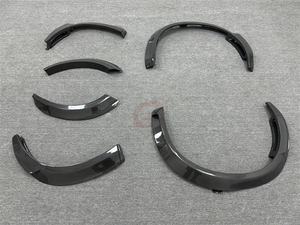 Kit de carrosserie de sourcil de roue d'aile large en fibre de carbone de style OEM pour <span class=keywords><strong>Ferrari</strong></span> <span class=keywords><strong>Purosangue</strong></span> FUV - Product Image 4