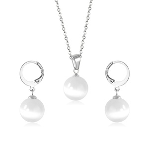 Conjunto de Joyería de Acero Inoxidable con Zirconia en Forma de Bola, Aretes y Colgante para Mujer, Conjuntos de Joyería Dorada - Product Image 4
