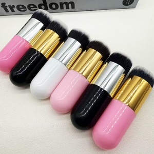 Round <b>Foundation</b> Highlight Makeup Brush Loose Powder Fan Brush for Face Concealer - Product Image 4