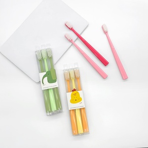 UUYP Logo de marque privée Conception de qualité Poils <span class=keywords><strong>extra</strong></span> doux pour les dents délicates Gencives Enfants Adultes <span class=keywords><strong>Brosse</strong></span> à dents de nettoyage buccal réutilisable - Product Image 1