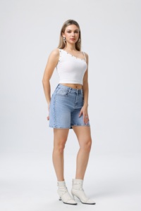 Shorts in Denim a Vita Alta con Dettagli Rivettati, Lavaggio Stonewashed, Blu Chiaro, Stile Casual Estivo, Vestibilità Regolare, Jeans da Donna - Product Image 1
